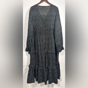 Yours Clothing Shirred Detail Midi Dress in Monochrome Spot